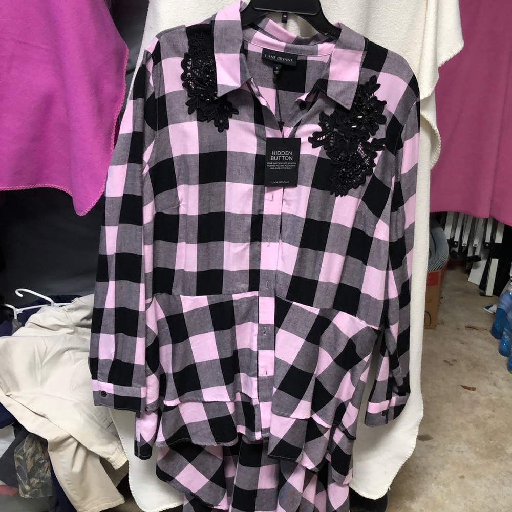 Long ruffled bottom blouse